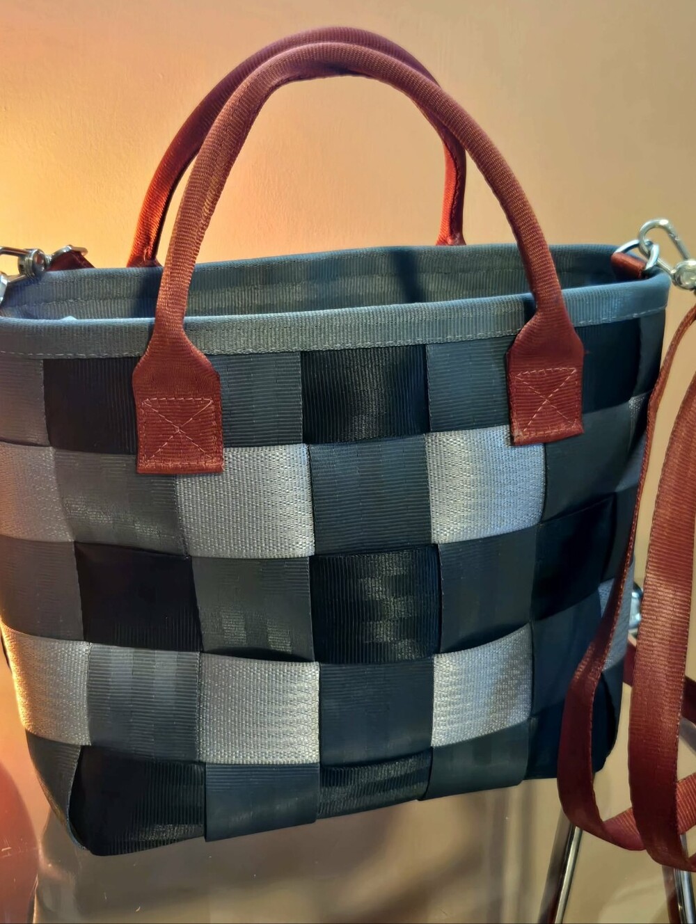 Harvey's Original Seatbelt Bag, Spirit Of Detroit... Chic Red, Black & Grey